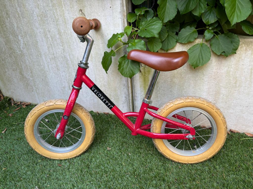 Veloretti Loopfiets Dakota Red 12 inch (2-4 jaar), Ophalen, Gebruikt, Minder dan 16 inch