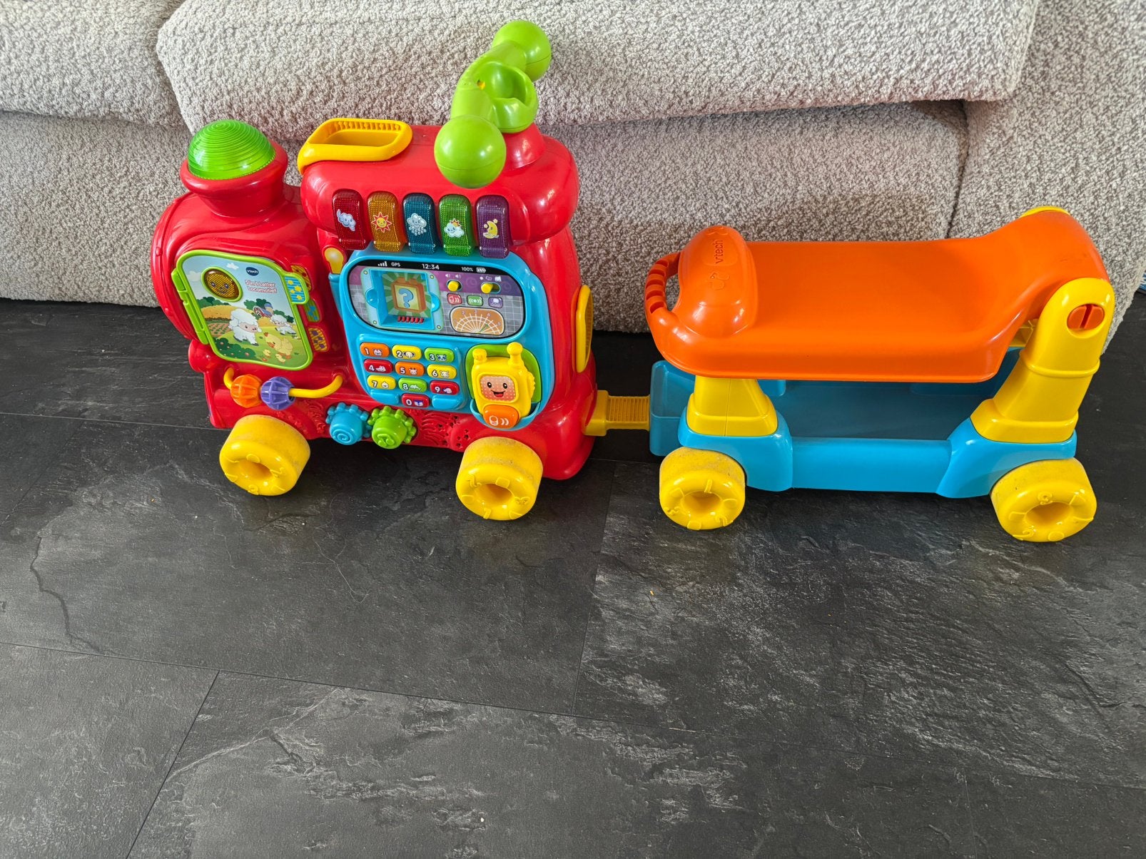 V-tech trein, Kinderen en Baby's, Speelgoed | Vtech, Ophalen, Gebruikt, 6 maanden tot 2 jaar