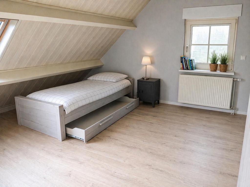 Eenpersoon Bed, Huis en Inrichting, Gebruikt, 75 cm of meer, Ophalen of Verzenden, 200 cm of meer