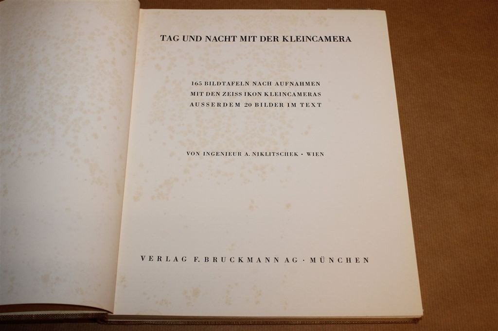 Tag und Nacht mit der Kleincamera — Vintage Fotoboek 1936, Ophalen of Verzenden, Gelezen, Fotografen