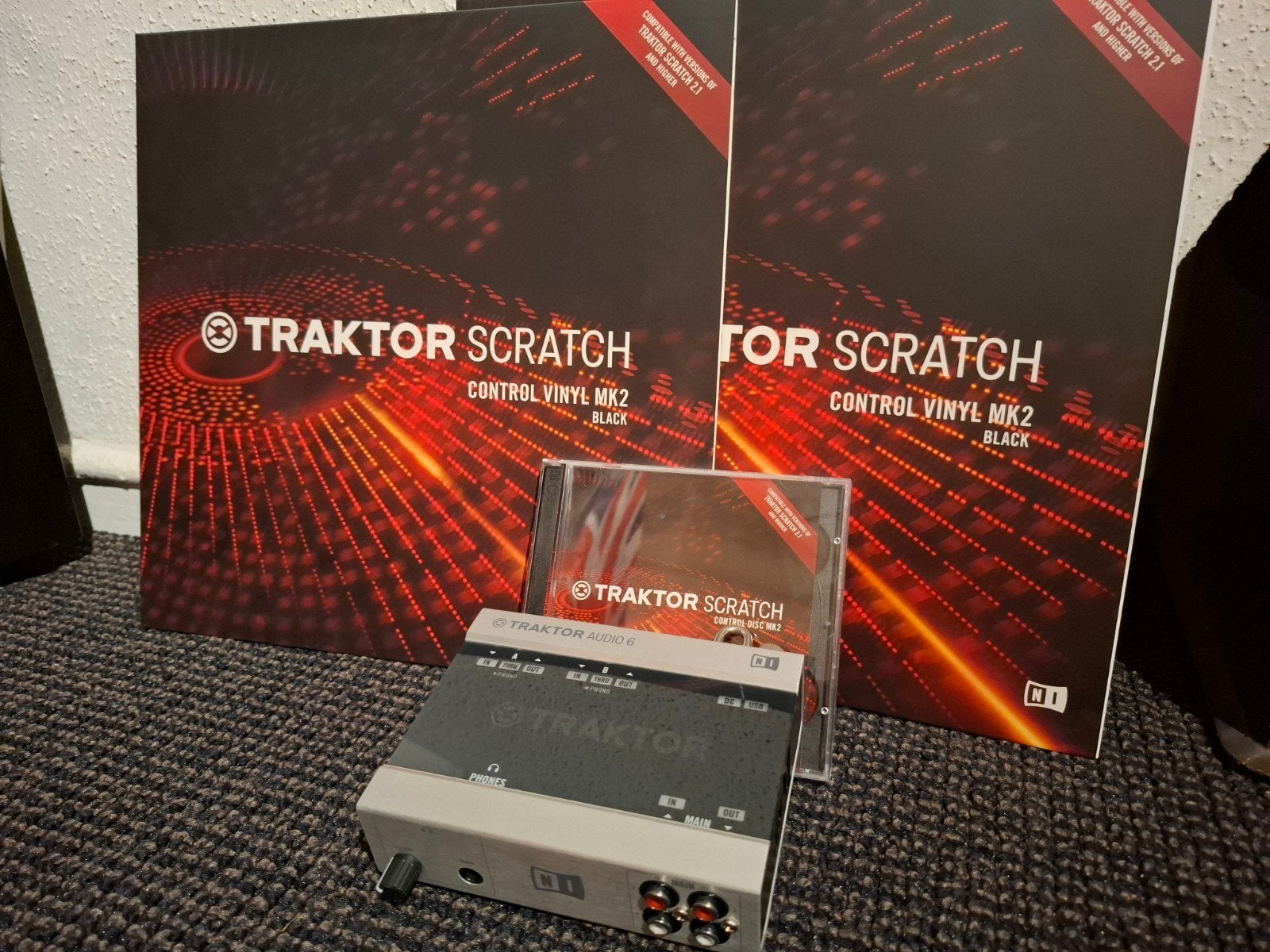 Traktor Audio 6 Externe Geluidskaart met Traktor Scratch, Verzenden, Zo goed als nieuw, Dj-set, Overige merken