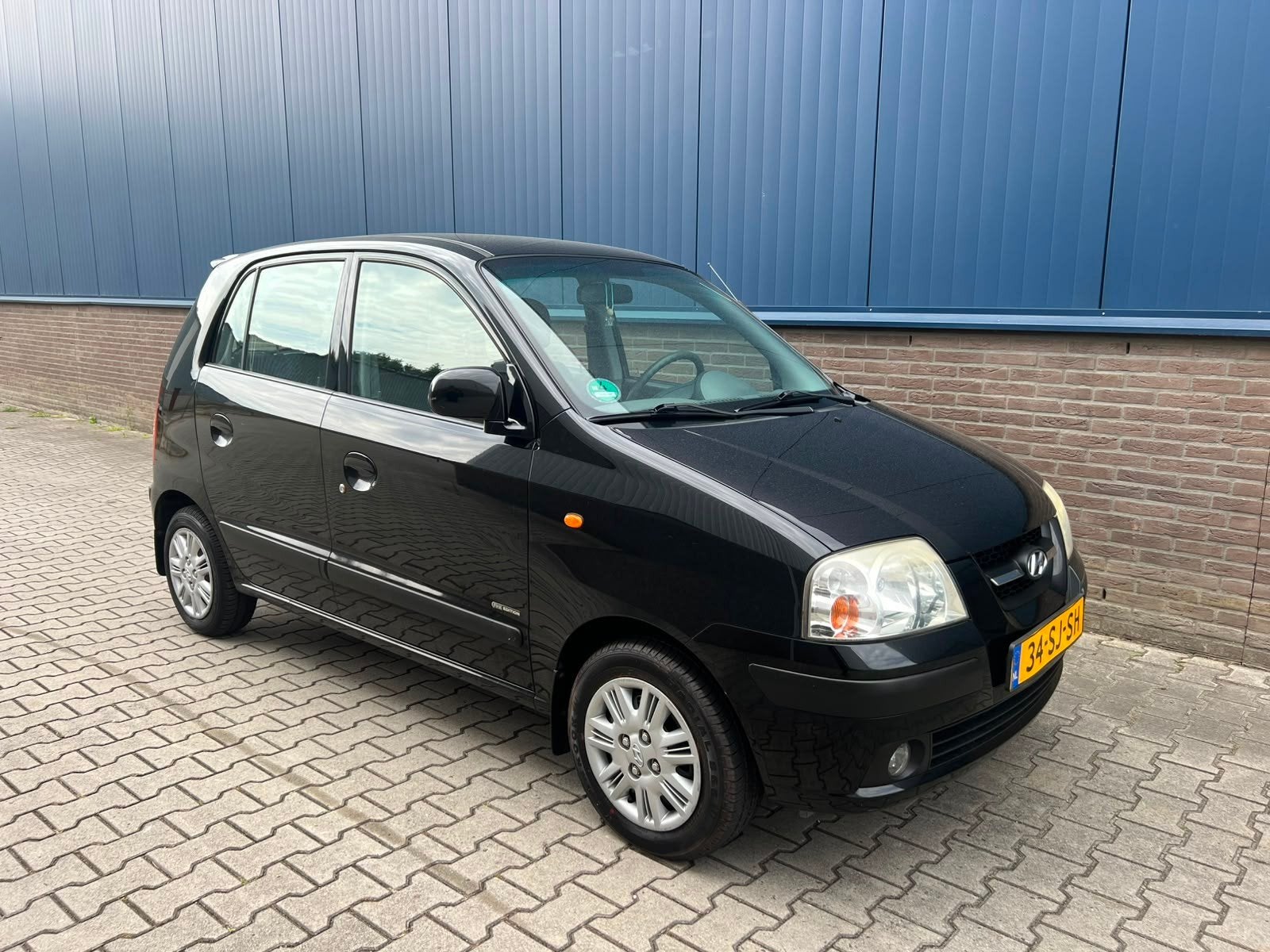 Hyundai Atos 1.1 2006 Zwart, Voorwielaandrijving, 31 €/maand, 4 cilinders, Zwart
