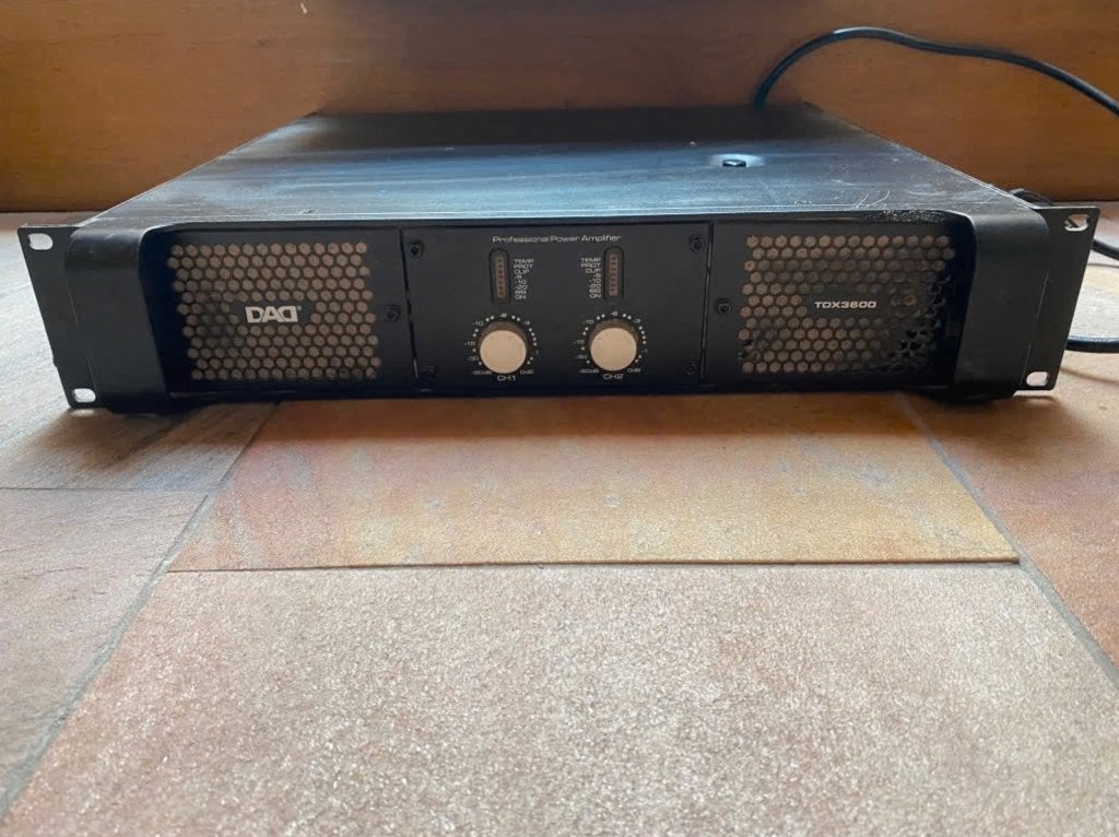 DAD Touring 15P PA Speaker - Versterker - Set, Gebruikt, Party speaker, Ophalen, 150 watt of meer