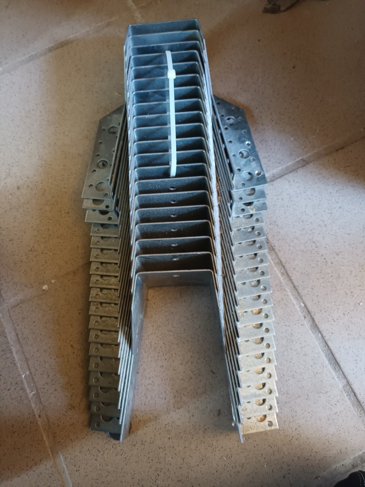 40 x Zware raveeldragers 100x75mm verzinkt, Doe-het-zelf en Verbouw, 100 tot 250 mm, Gebruikt, Overige typen, Ophalen of Verzenden