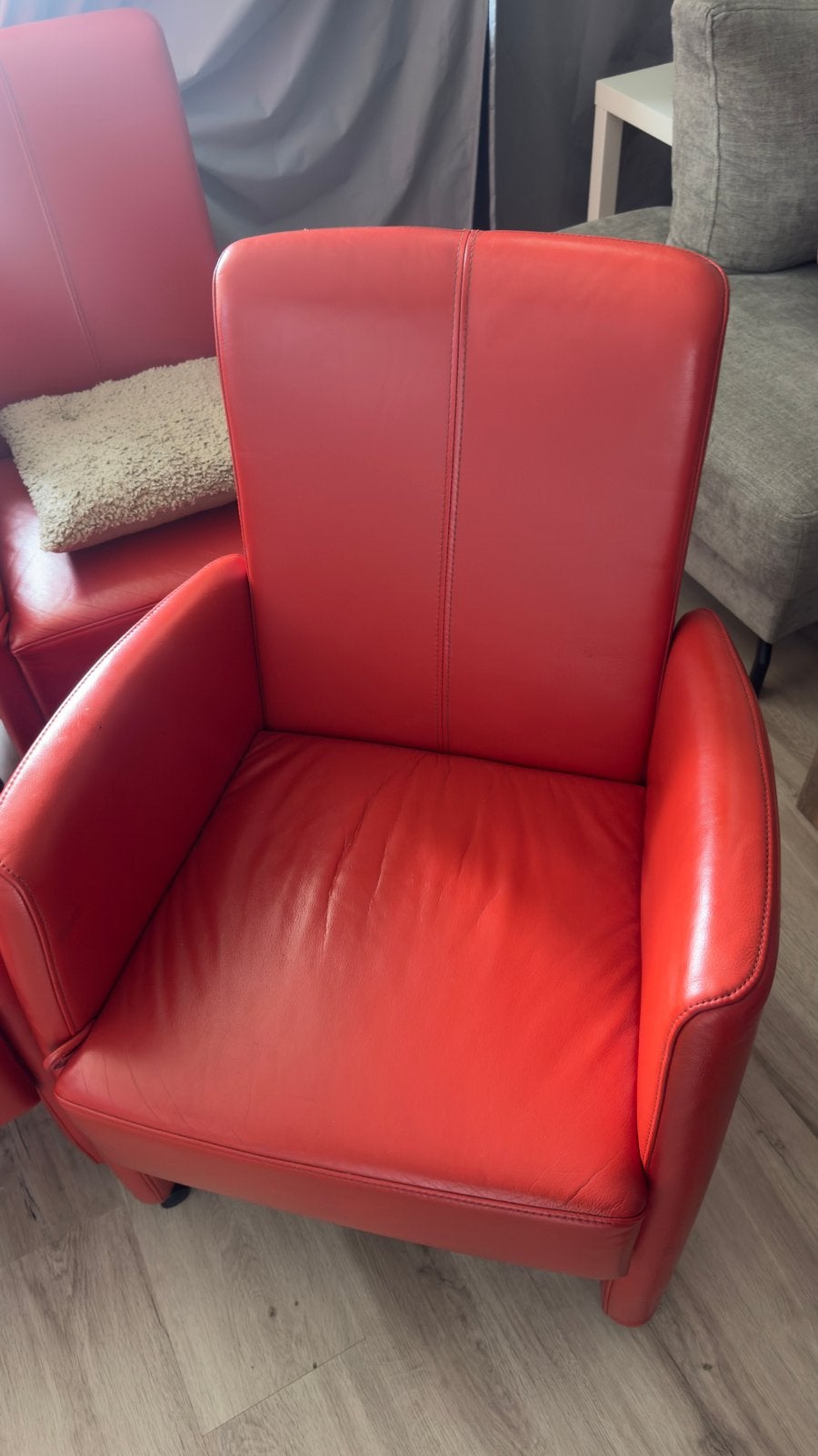 4 Rode eettafel stoelen met kussentjes, Ophalen, Gebruikt, Minder dan 75 cm, 50 tot 75 cm