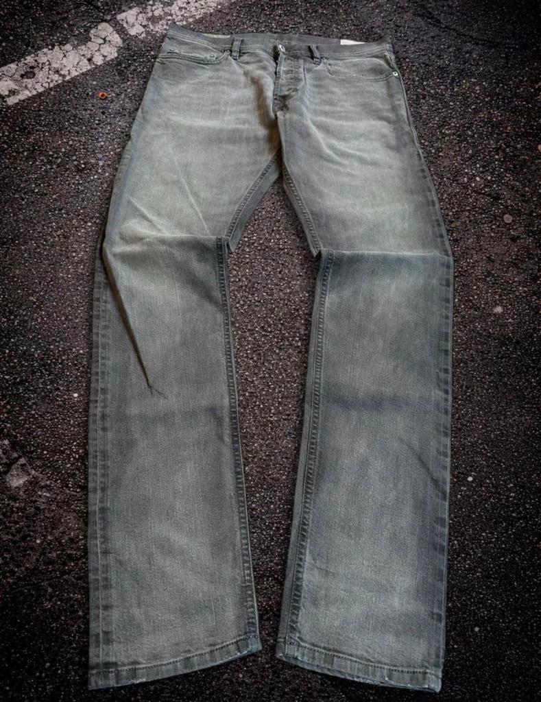 Diesel Tepphar Slim Carrot Jeans W32 L32 Grijs Made in Italy, Ophalen of Verzenden, Gedragen, Grijs, W32 (confectie 46) of kleiner