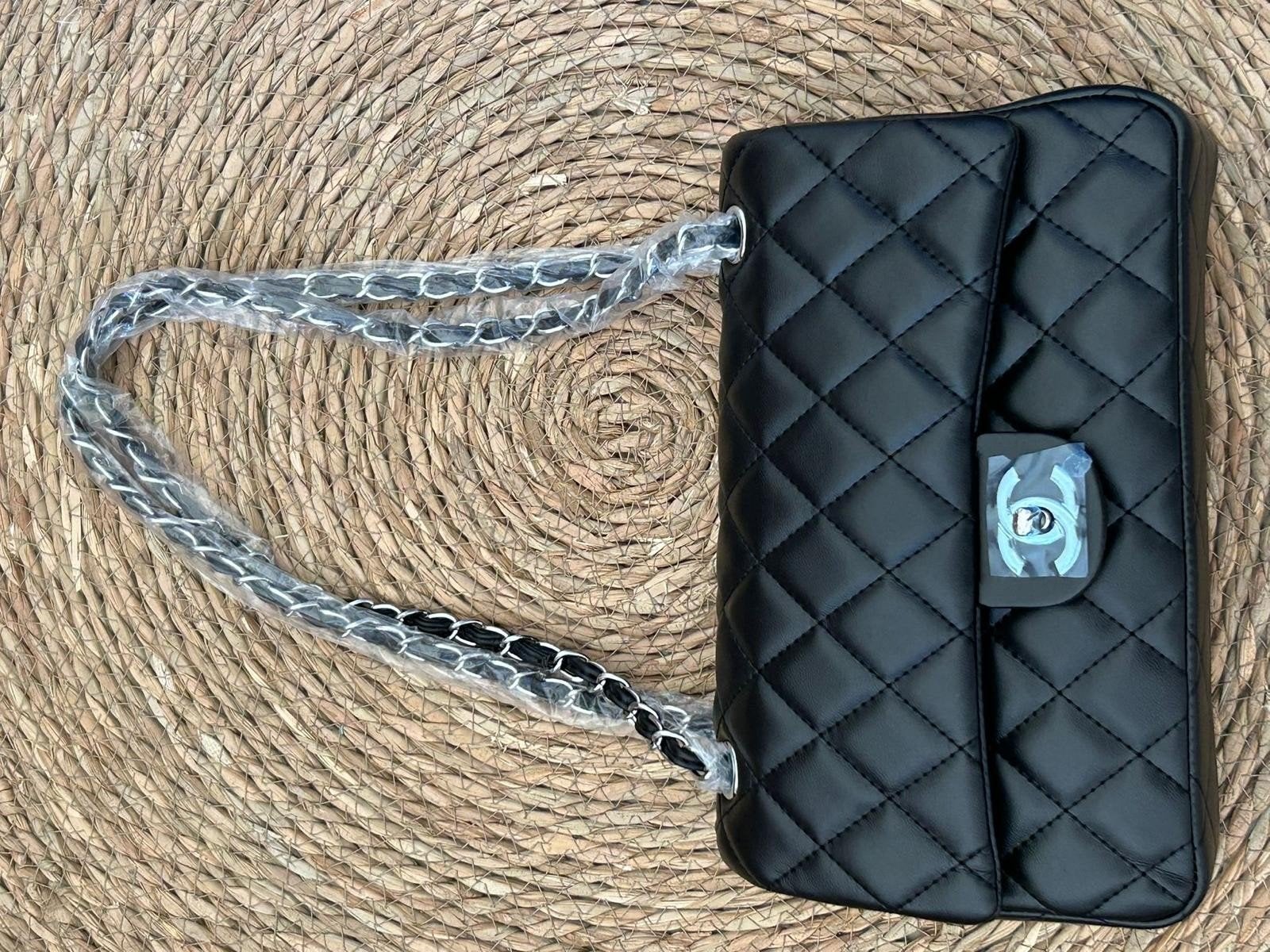 Black Quilted Shoulder Bag, Ophalen of Verzenden, Nieuw, Zwart, Schoudertasje