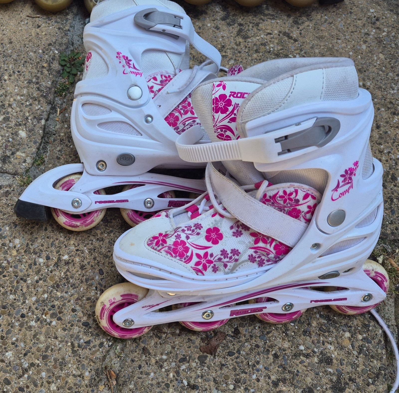 Roces online skates - verstelbaar maat 38-41, Kinderen en Baby's, Speelgoed | Buiten | Rolschaatsen, Ophalen, Verstelbaar, Gebruikt