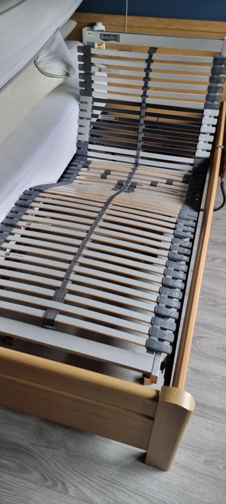 2 stuks elektrisch verstelbare bedbodems met matras 80 x 210, Ophalen, Eenpersoons, 210 cm, 80 cm