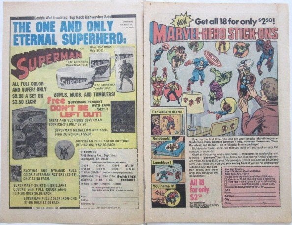 2 vintage VS reclames Marvel superhelden en Superman 70s, Ophalen of Verzenden, Gebruikt, Reclamebord