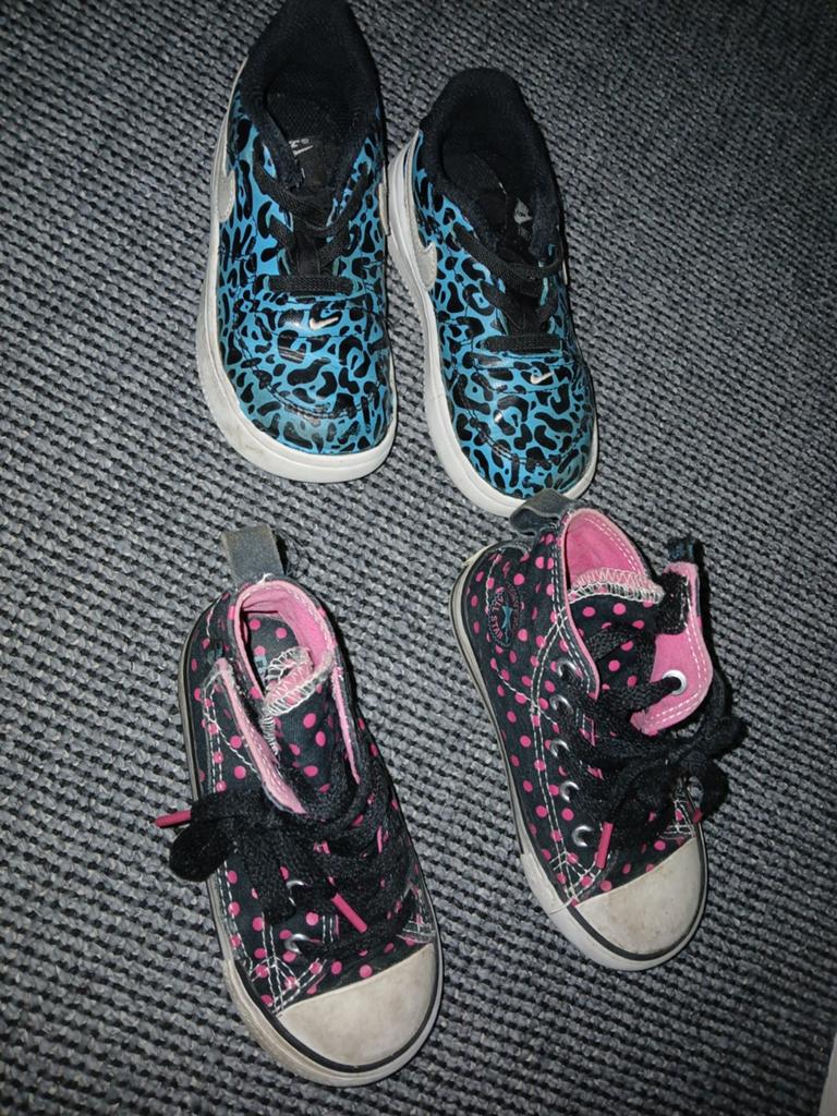 Leuke Nike en Converse kinderschoenen voor meisjes, Ophalen, Gebruikt, Meisje, Nike, Converse