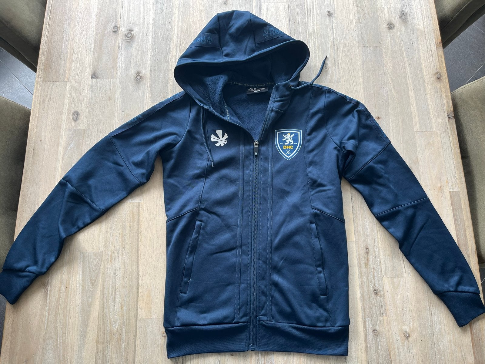 DHC trainingsjack Reece - Zo goed als nieuw, Kleding | Dames, Blauw, Overige typen, Ophalen of Verzenden, Maat 34 (XS) of kleiner