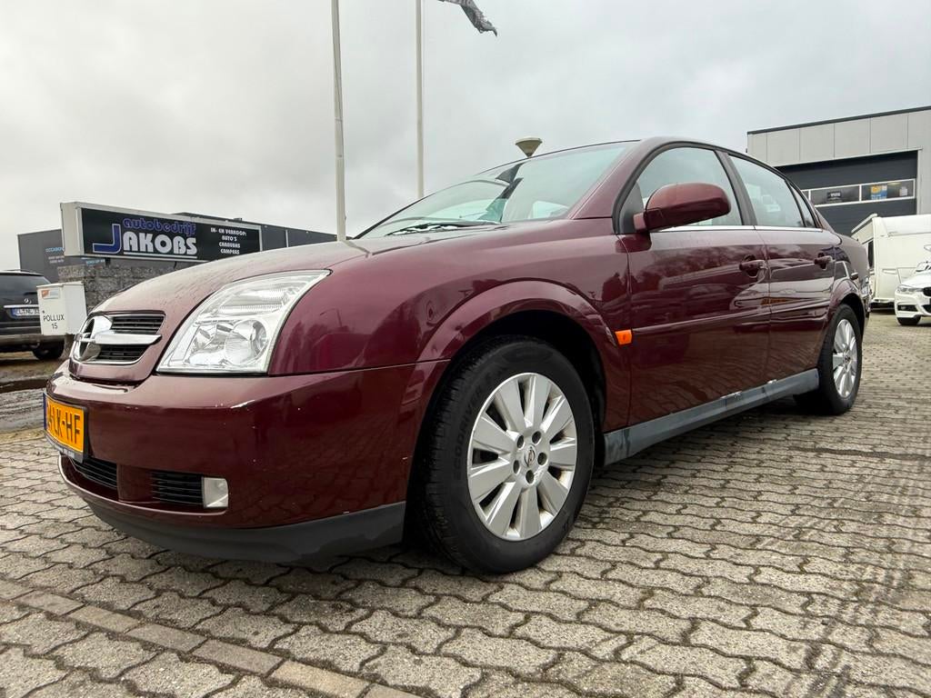 Opel Vectra 2.2-16V Elegance, Auto's, Opel, Voorwielaandrijving, Gebruikt, 4 cilinders, 715 kg