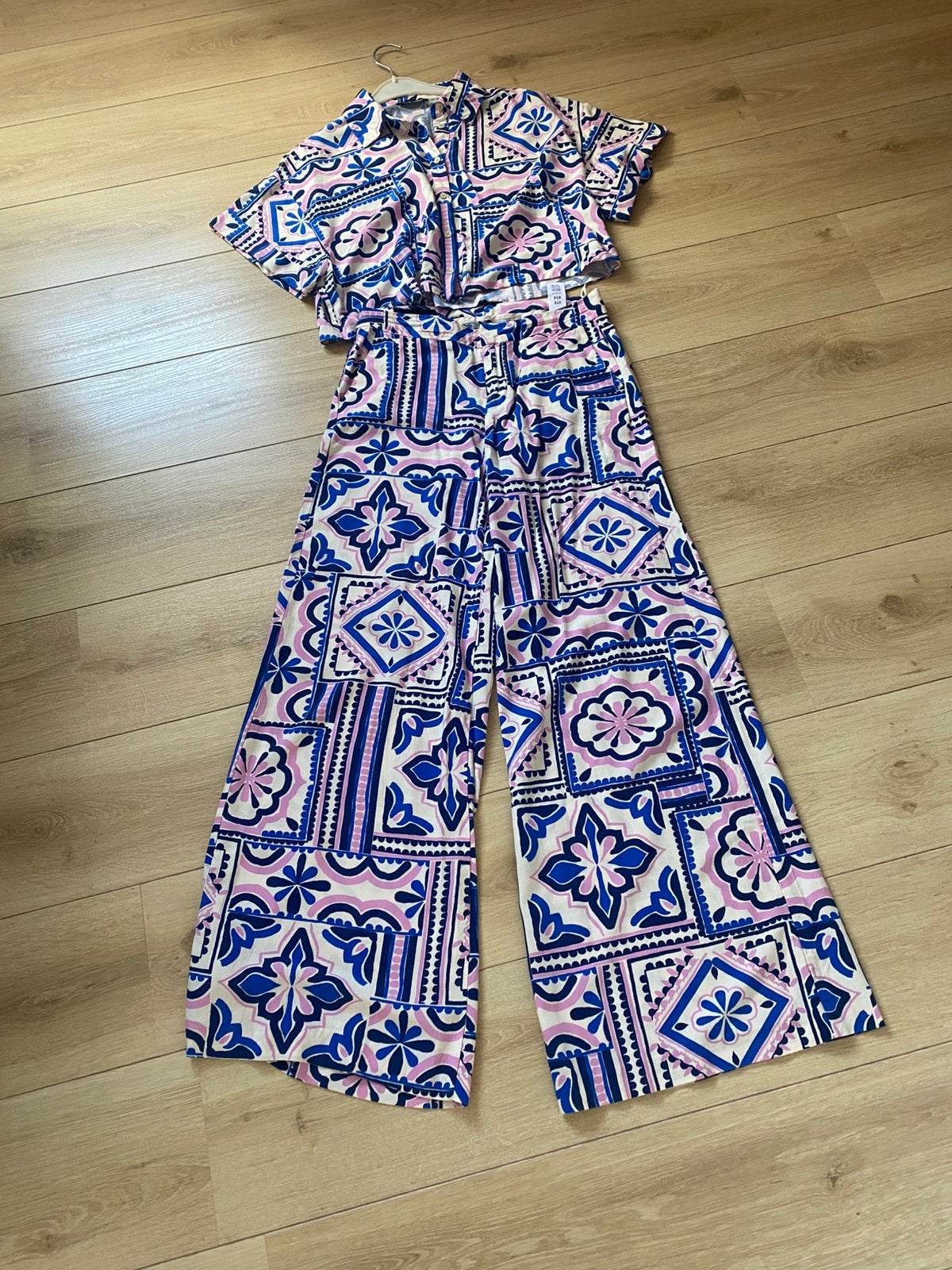 Zeer leuk pak, Ophalen of Verzenden, Zo goed als nieuw, Maat 34 (XS) of kleiner, Overige kleuren