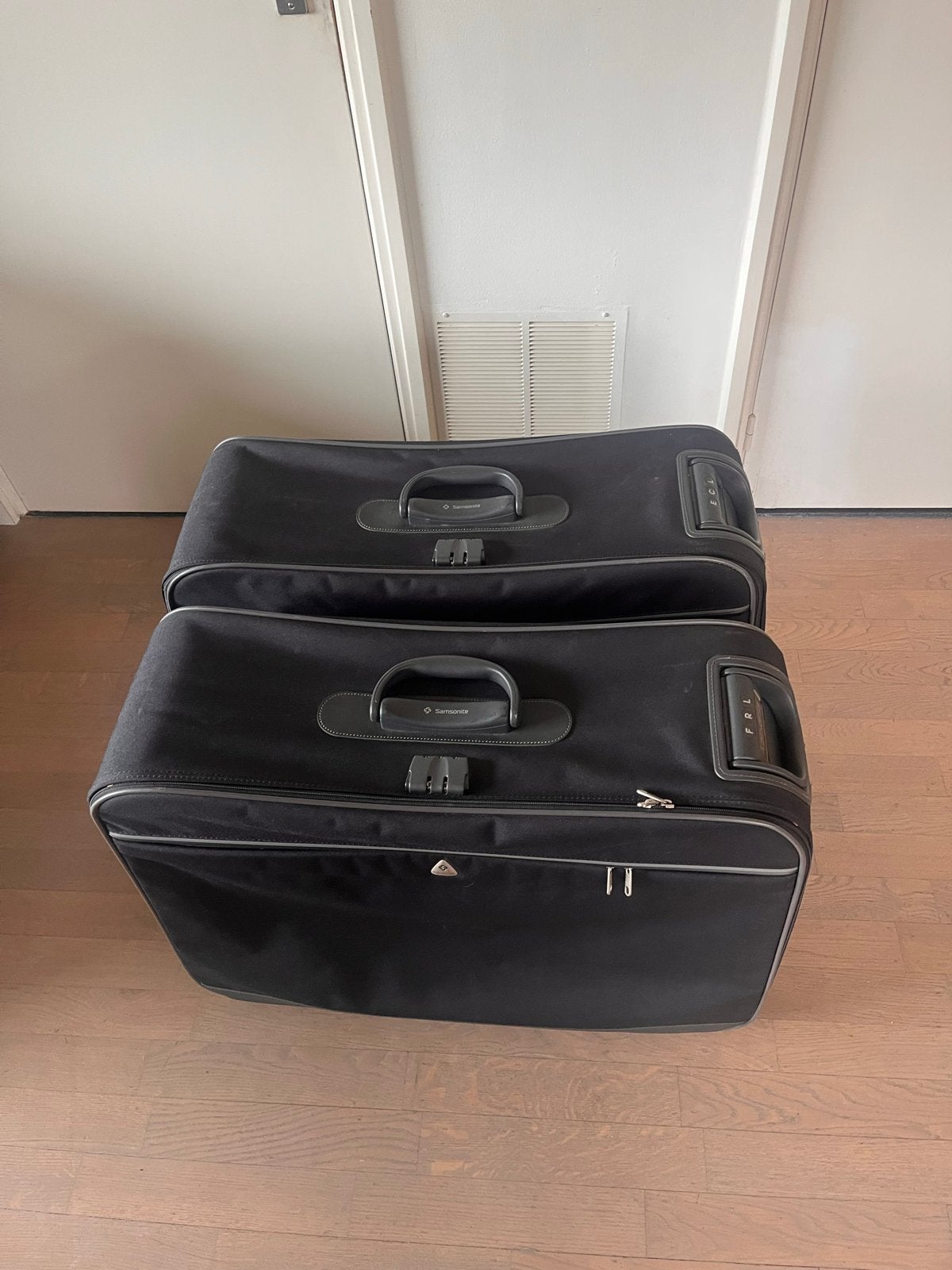 Samsonite Koffers met Voorvak en Binnenvakken, Gebruikt, 45 tot 55 cm, Slot, Zacht kunststof