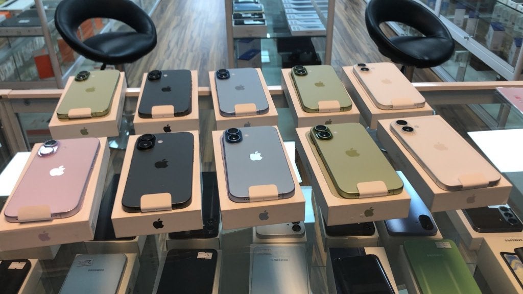 iphone 17 pro   / iphone 17    256gb + Factuur