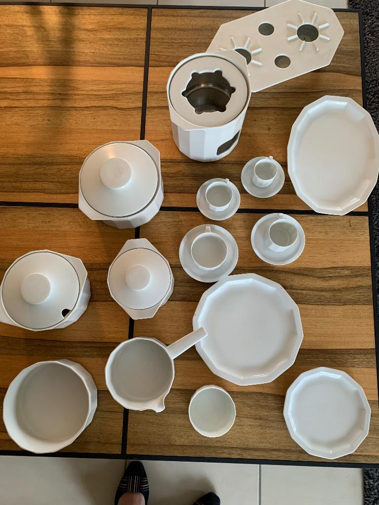 Porseleinen wit service, Rosenthal Polygone, Ophalen, Zo goed als nieuw, Porselein, Bord of Schaal
