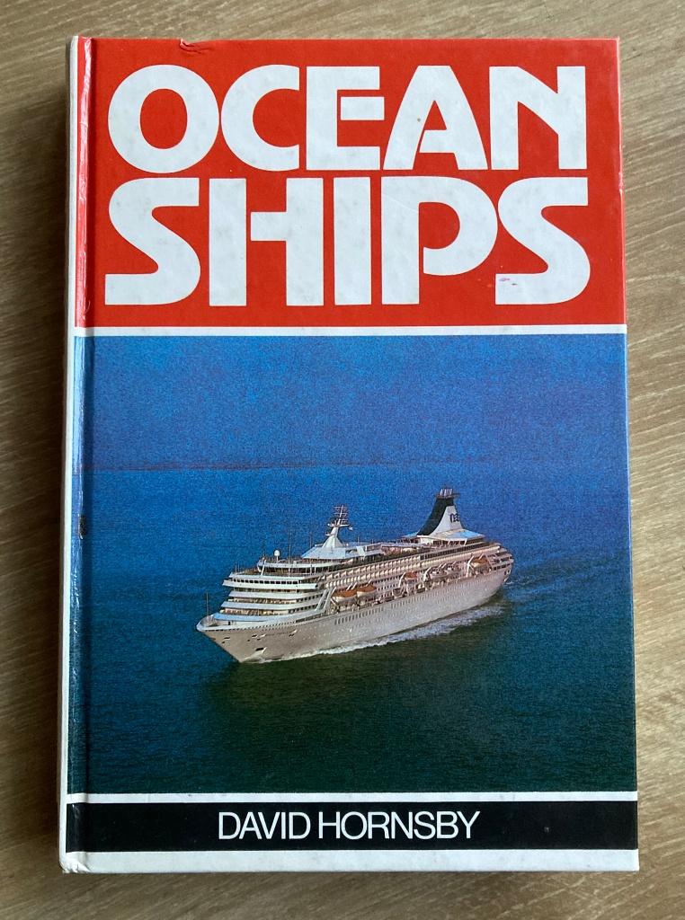 OCEAN SHIPS door David Hornsby uitgave 1986, Verzamelen, Scheepvaart, Verzenden, Zo goed als nieuw, Motorboot, Boek of Tijdschrift