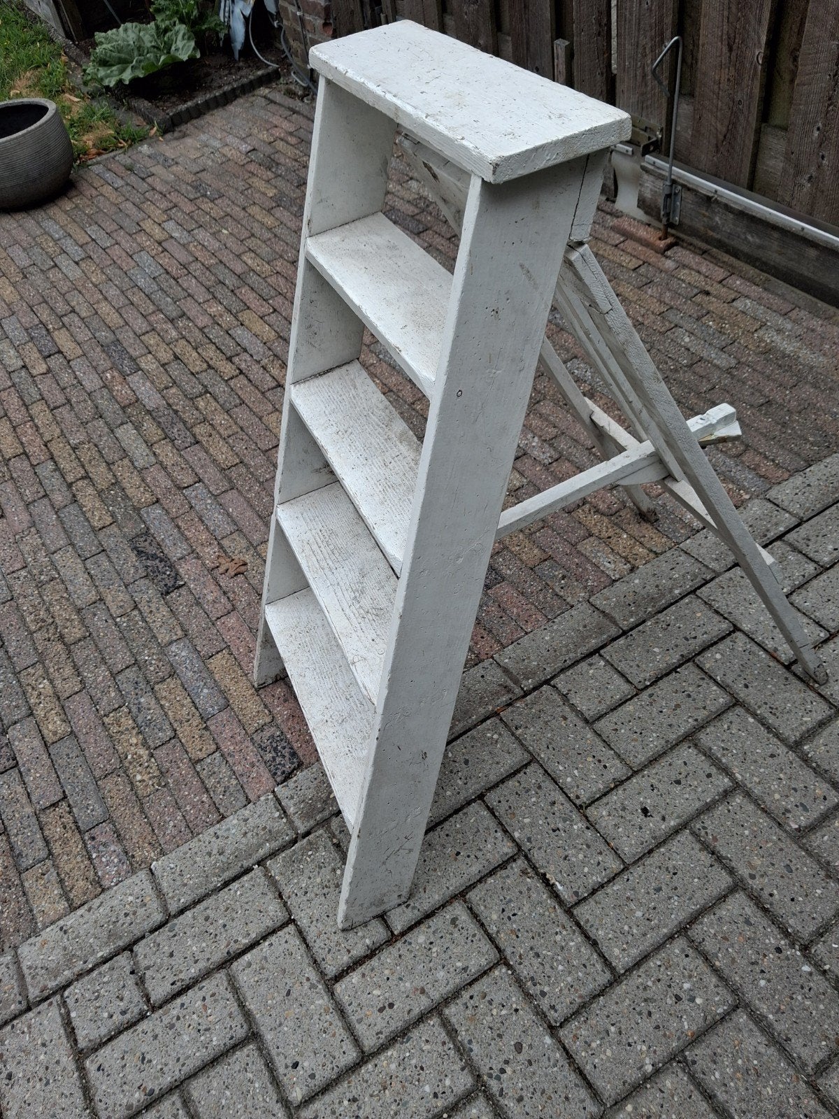 Vintage houten trapje - wit geverfd, Ophalen