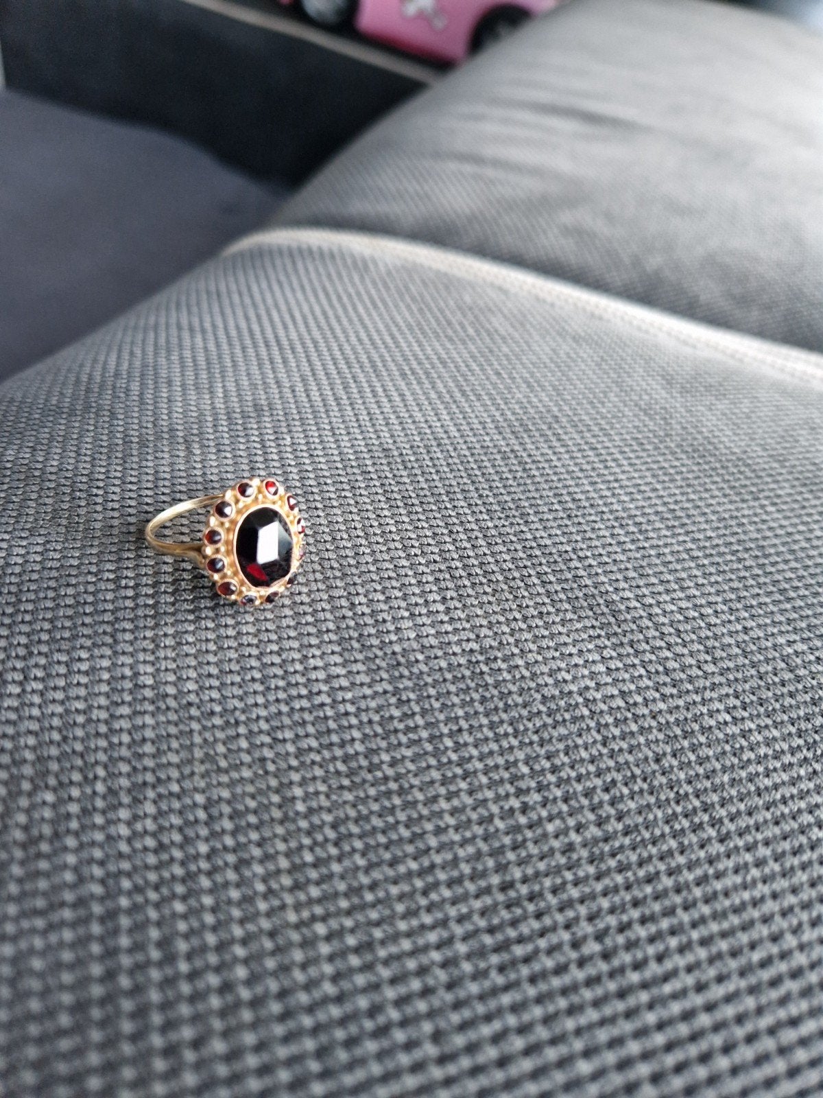 Prachtige 14krt Gouden Ring met Rode Granaat, Gebruikt, Ophalen of Verzenden, 17 tot 18, Met edelsteen