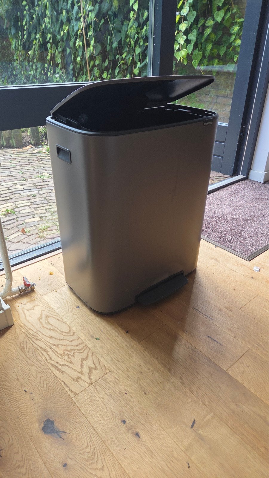 Pedaalemmer / Prullenbak 2x 30l Brabantia Bo pedal- Donkerg, Overige materialen, Gebruikt, Met pedaal, 40 liter of meer