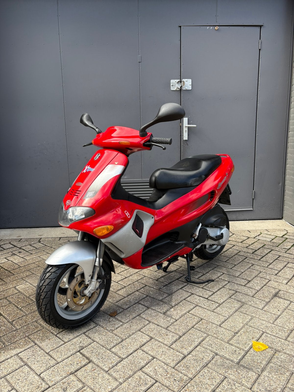 Gilera runner 50cc BROM 2 TAKT ORIGINEEL DARK DREAM, Motoren, Ophalen of Verzenden