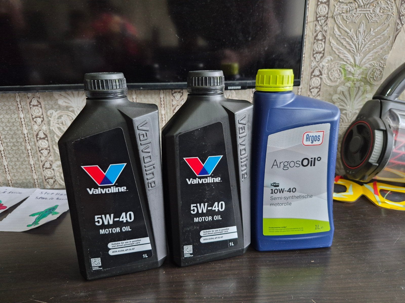 Nieuwe motorolie: Valvoline 5W-40 en ArgosOil 10W-40, Ophalen of Verzenden