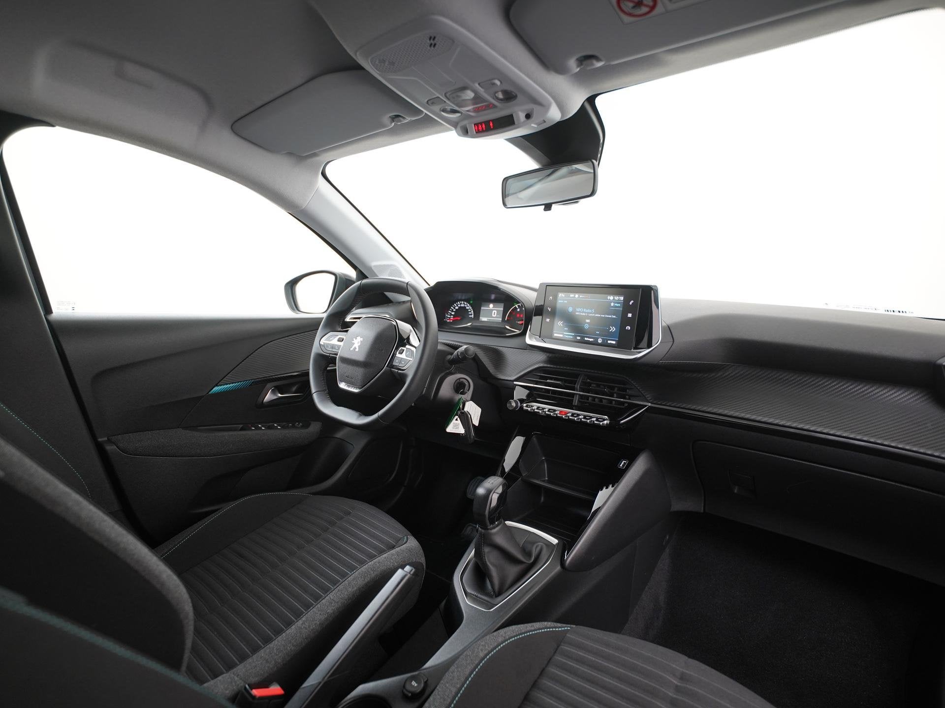 Peugeot 208 1.2 PureTech Style | Carplay | Zondag Open!, Voorwielaandrijving, Stof, Gebruikt, Euro 6
