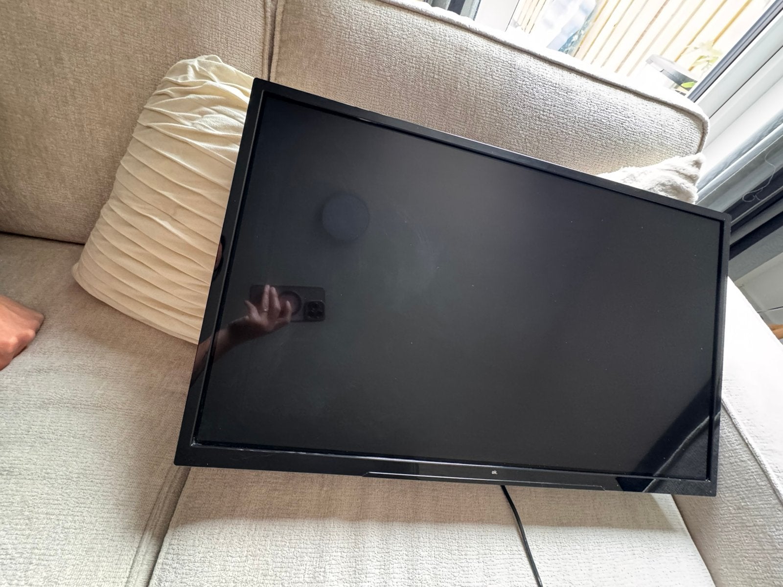 OK smart-wifi tv 32inch, Ophalen, Zo goed als nieuw, Tweepersoons