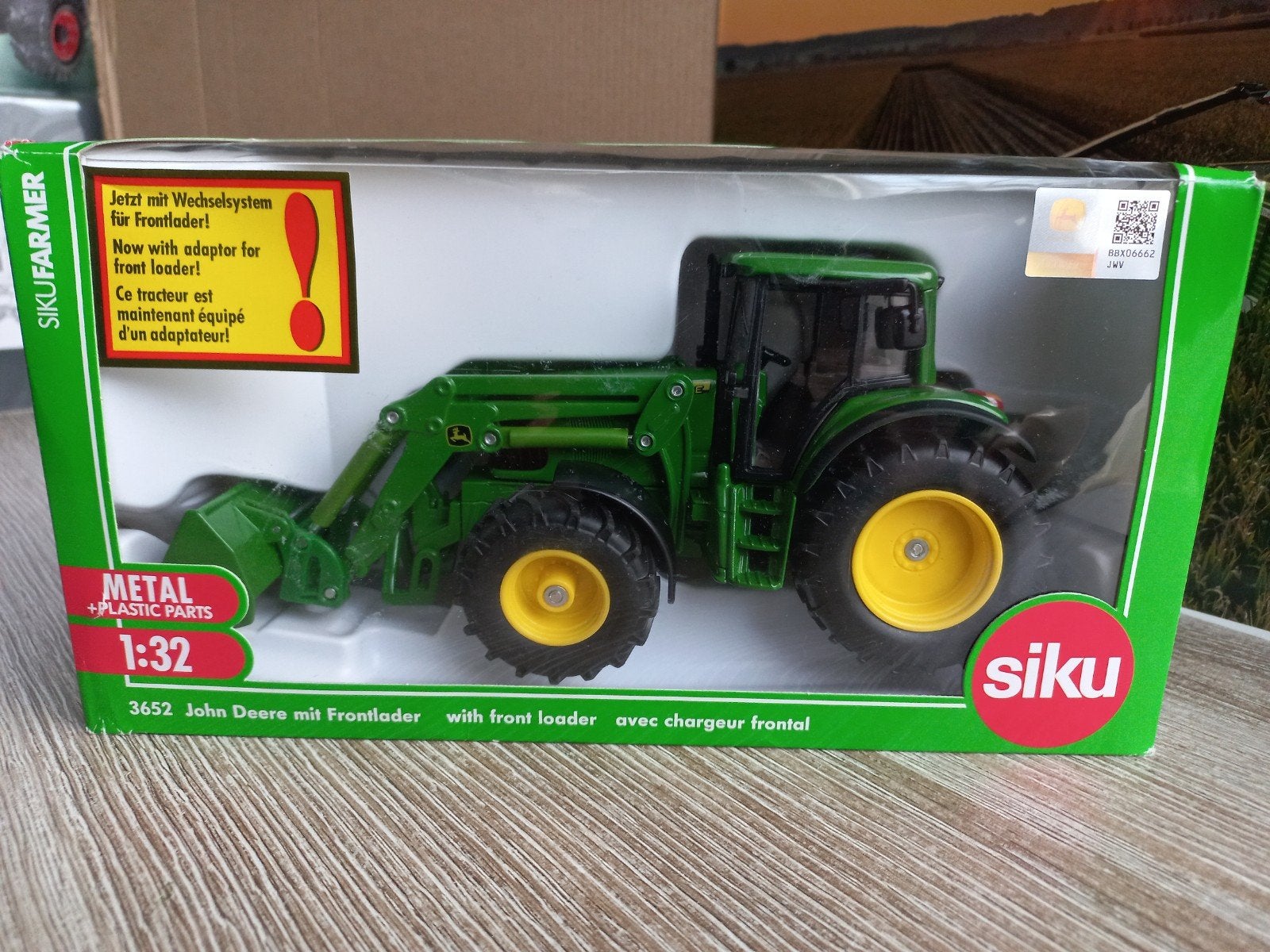 John Deere 6820 met Voorlader Bak Siku Nieuw., Ophalen of Verzenden, Nieuw, Tractor of Landbouw, SIKU