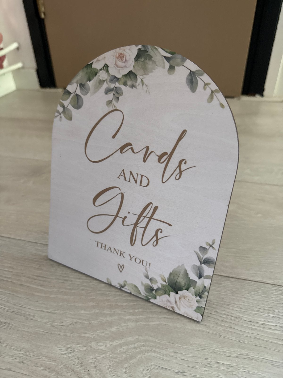 Houten bord "Cards and Gifts" voor bruiloft, Ophalen, Zo goed als nieuw, Hout