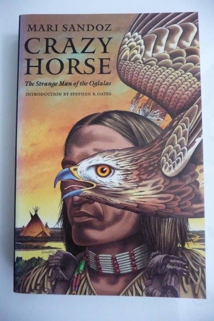 Crazy  Horse  --  The strange man of the Oglala's, Ophalen of Verzenden, Zo goed als nieuw, Noord-Amerika, 17e en 18e eeuw