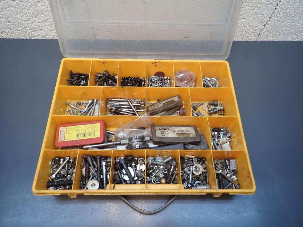 Sorteerbak vol tappen , boutjes , moertjes , Dormer, Niet ingevuld, Gebruikt, Niet ingevuld, Ophalen of Verzenden
