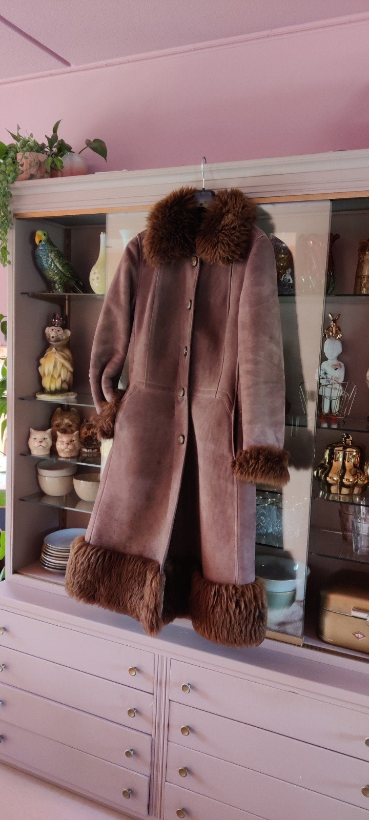vintage lammy met bont randen, Ophalen, Zo goed als nieuw, Maat 38/40 (M), Bruin