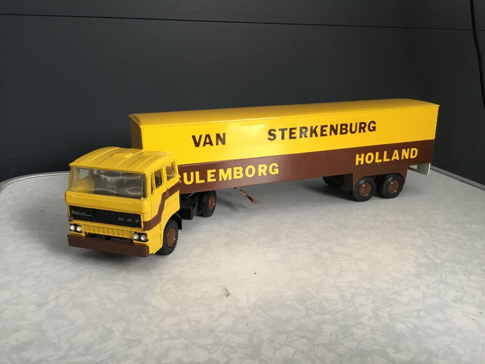 Lion Car Daf 2800 van Sterkenburg Culemborg, Ophalen of Verzenden, Gebruikt, Bus of Vrachtwagen, Lion Toys