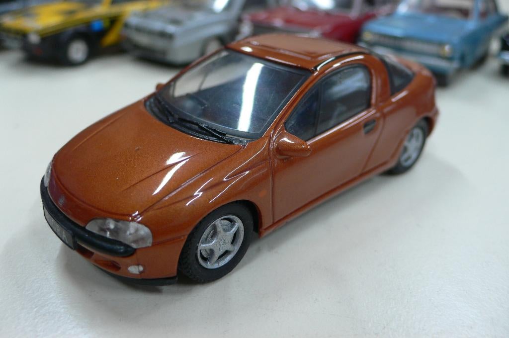 opel tigra - schuco  1/43 - in mooie kleur-!!!!!!!!!!!!!!!!!, Hobby en Vrije tijd, Verzenden, Nieuw, Auto, Schuco