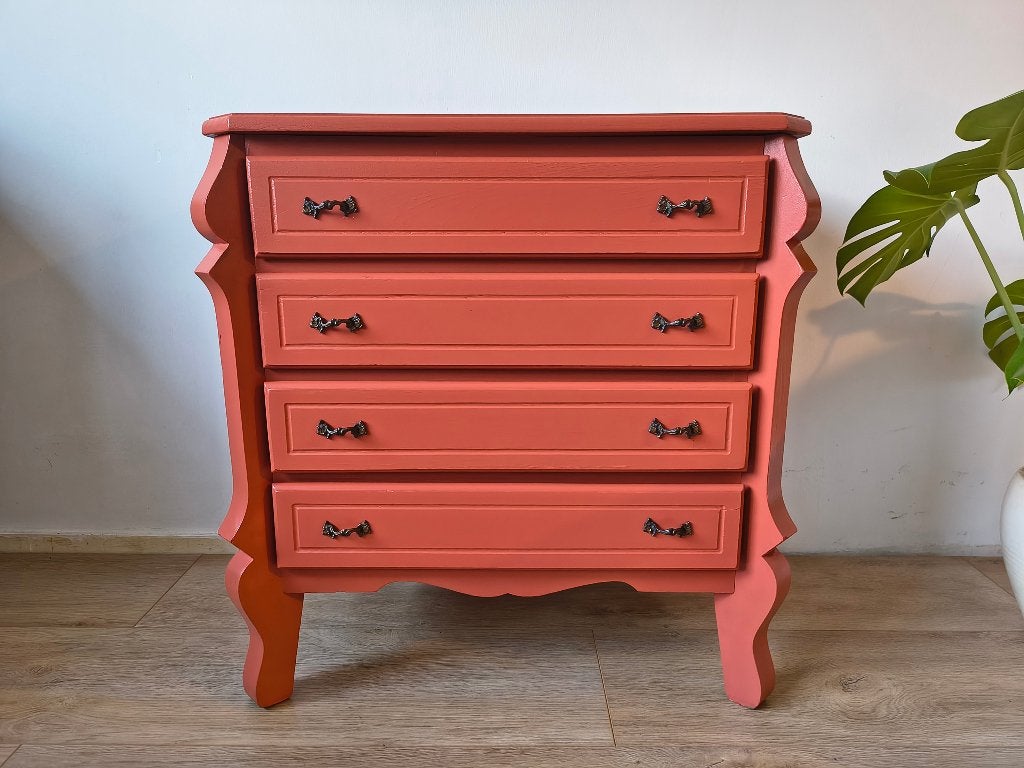 Koraal roze ladekast / Vintage dressoir, Zo goed als nieuw, 3 of 4 laden, Onbekend, 25 tot 50 cm