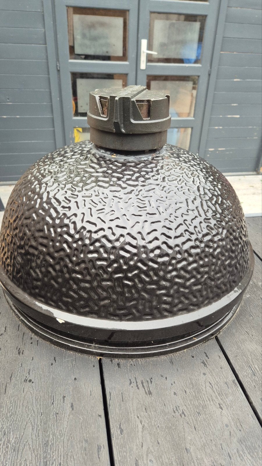 Bastard Dome Large met gietijzeren topvent, Tuin en Terras, Barbecue-accessoires, Gebruikt, Ophalen