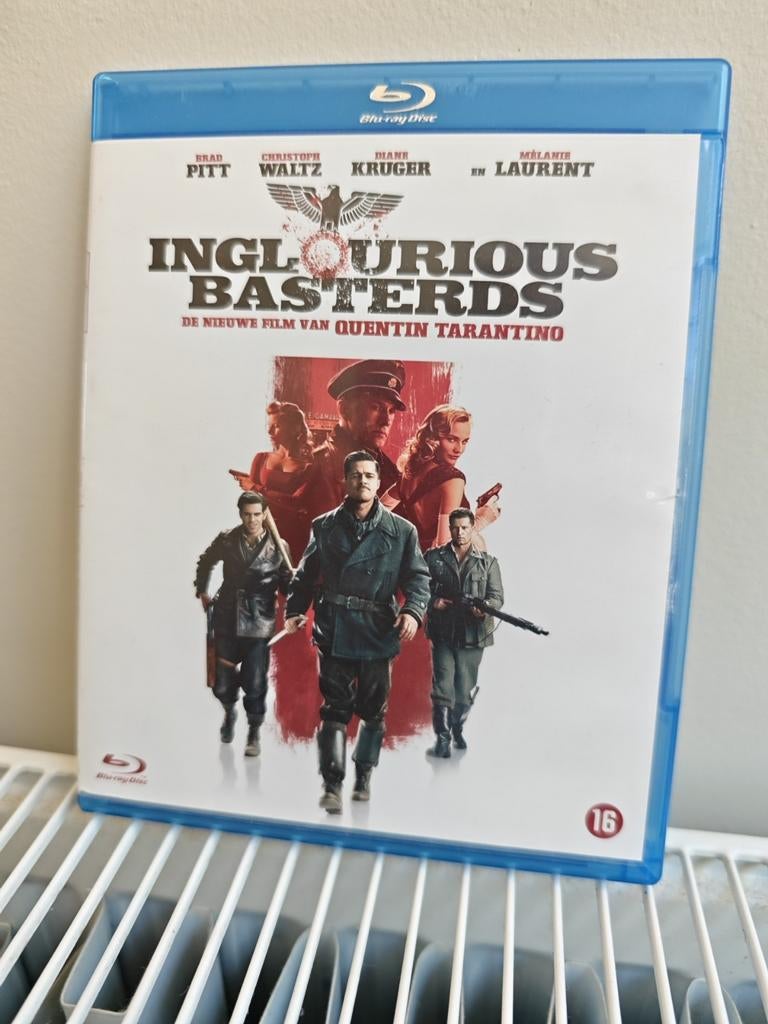 Inglourious Basterds Blu-ray - Quentin Tarantino, Cd's en Dvd's, Blu-ray, Zo goed als nieuw, Actie, Ophalen of Verzenden