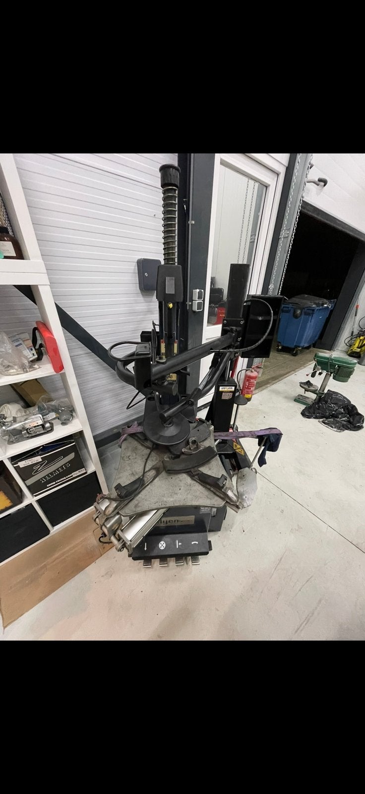 Velyen Banden de/monteer machine met hulparmen!, Auto diversen, Ophalen, Gebruikt