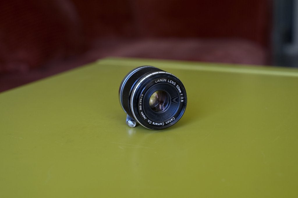 Defecte Canon 50mm f2.8 LTM mount, Ophalen of Verzenden, Niet werkend, Standaardlens