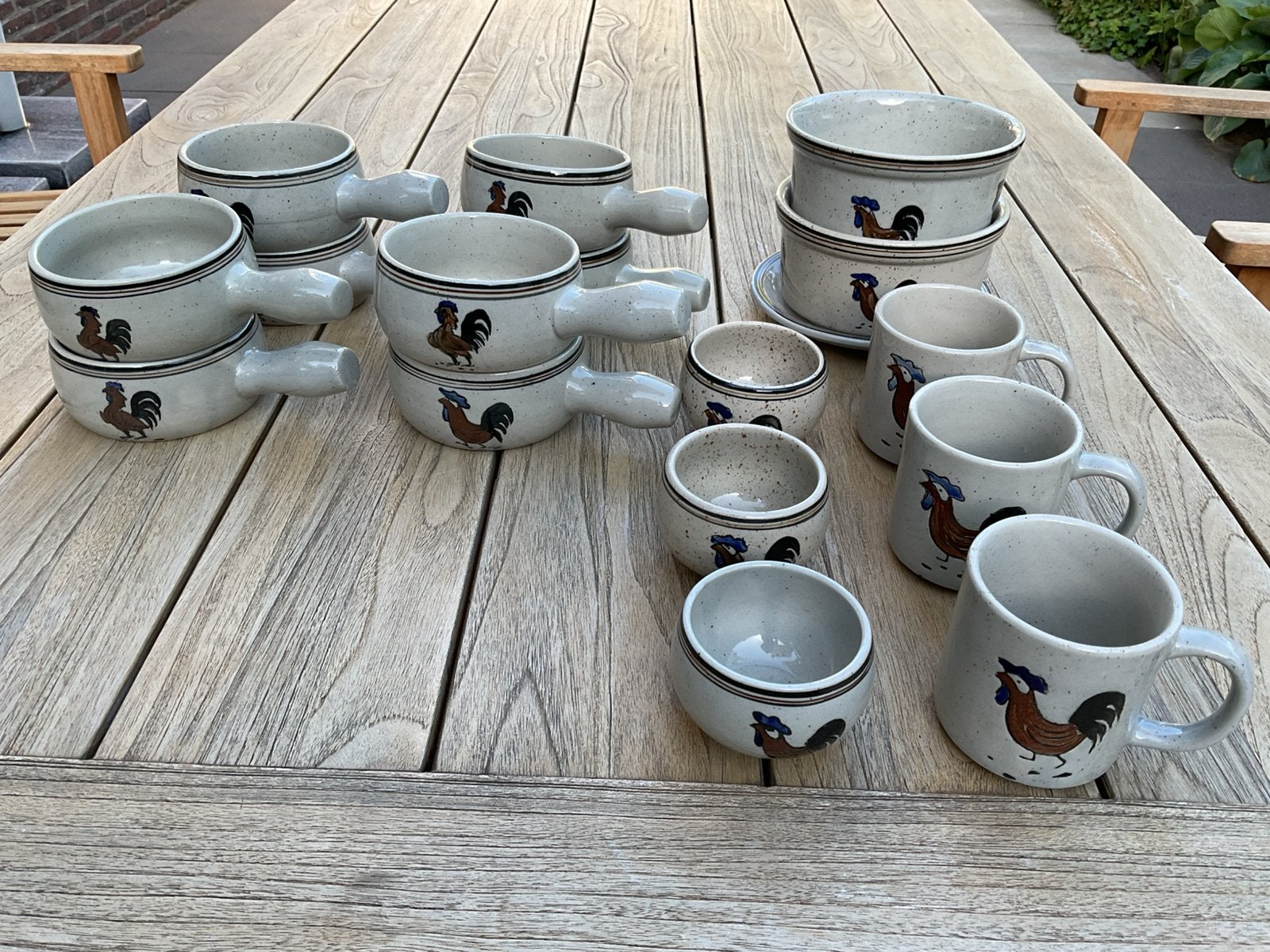 TE KOOP AANGEBODEN: 16 DELIG ‘KIP’ SERVIES, Ophalen, Zo goed als nieuw, Overige stijlen, Overige typen