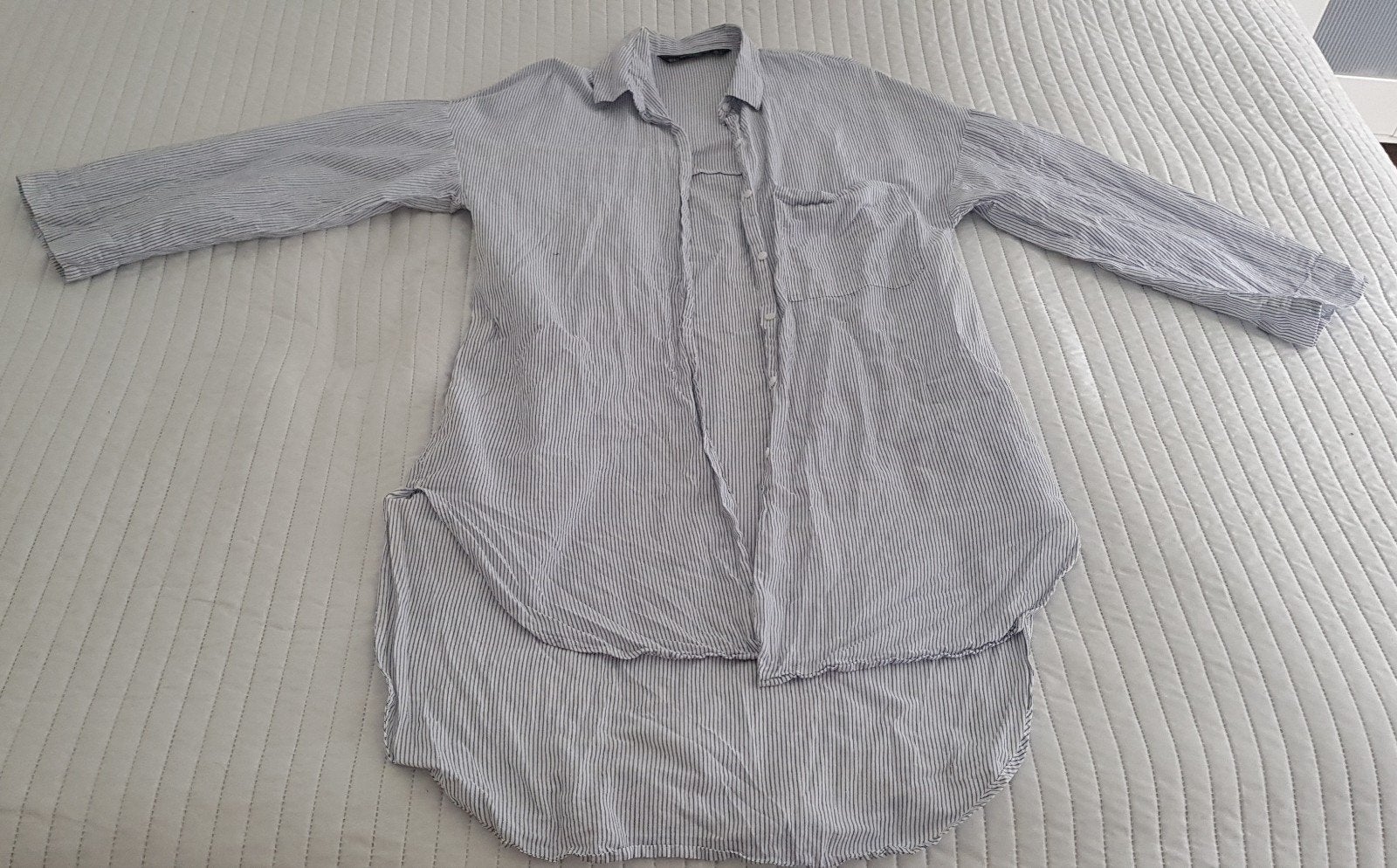 Lange blouse zara maat s grijs wit blousen zomerkleding, Verzenden, Zara, Zo goed als nieuw, Maat 36 (S)