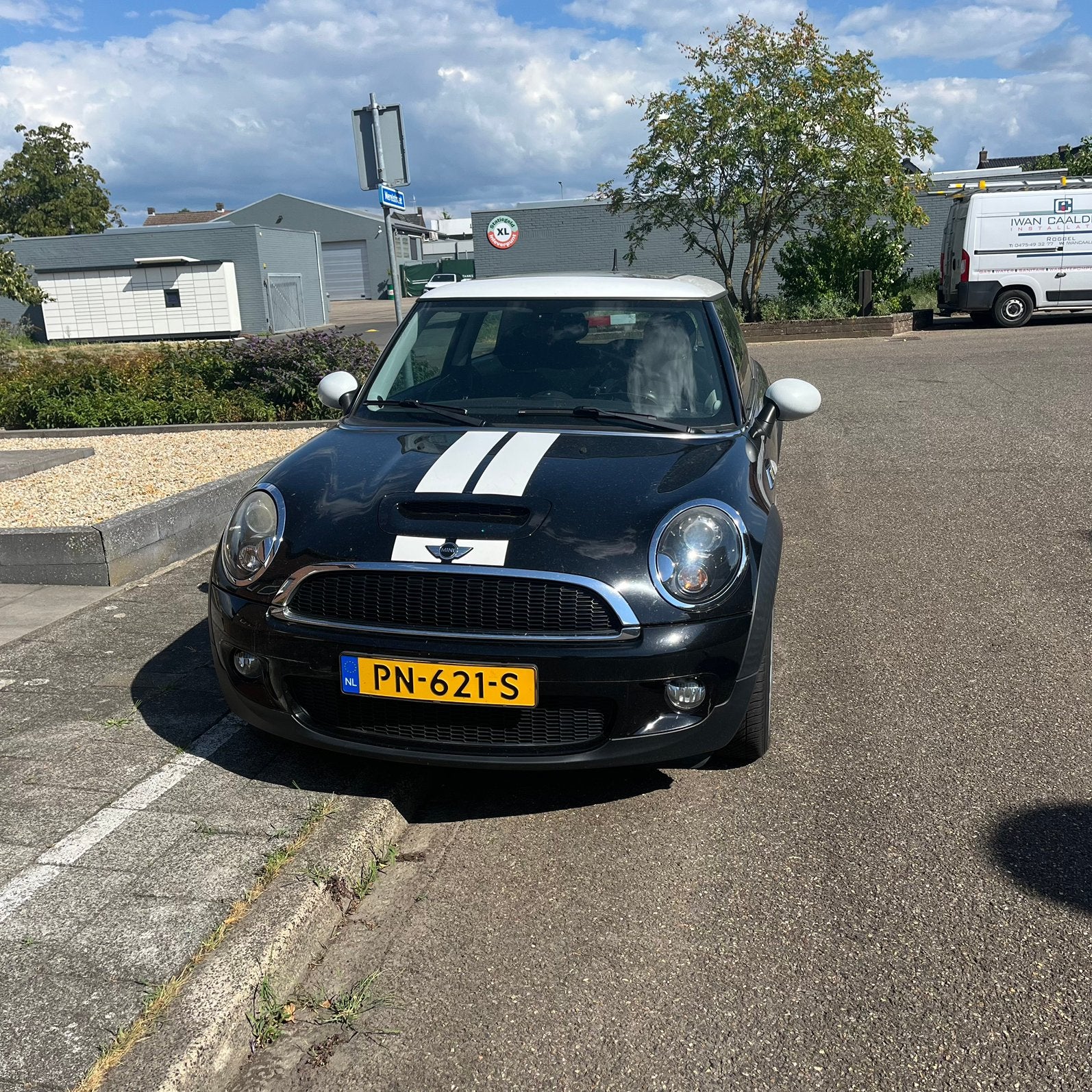 Mini 1.6 16V Cooper S 128KW 2010 Zwart, Auto's, Mini, Voorwielaandrijving, 4 cilinders, 4 stoelen, Handgeschakeld