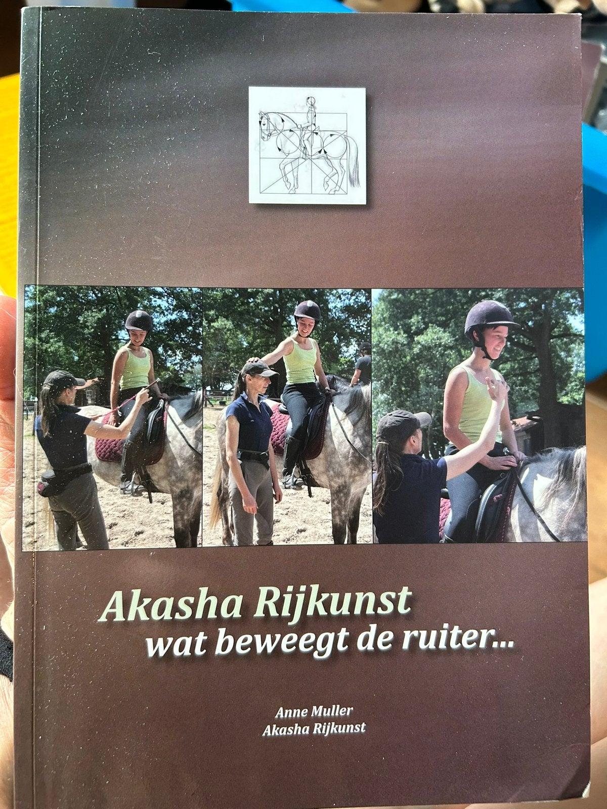 Akasha rijkunst, Ophalen of Verzenden, Zo goed als nieuw, Paarden of Pony's