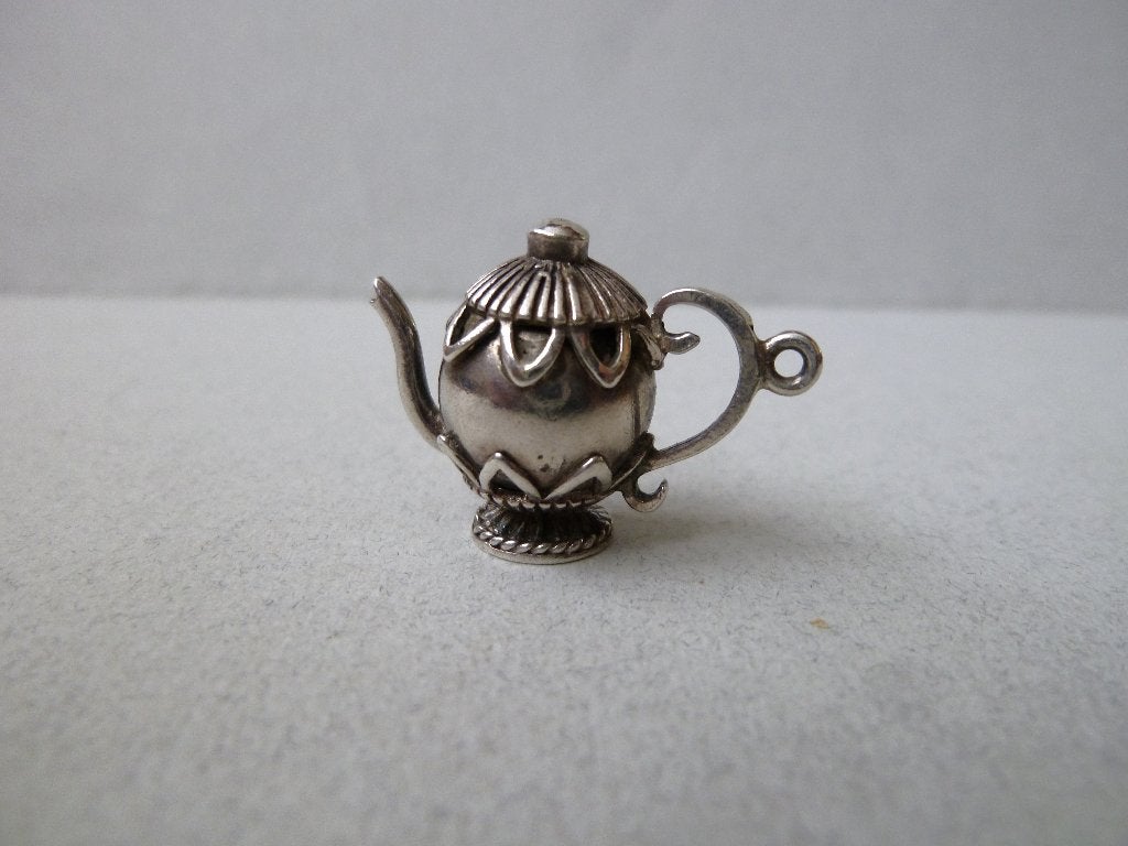 Oude bedel zilver Koffiepot Theepot Kan, Verzenden, Zilver, Hanger