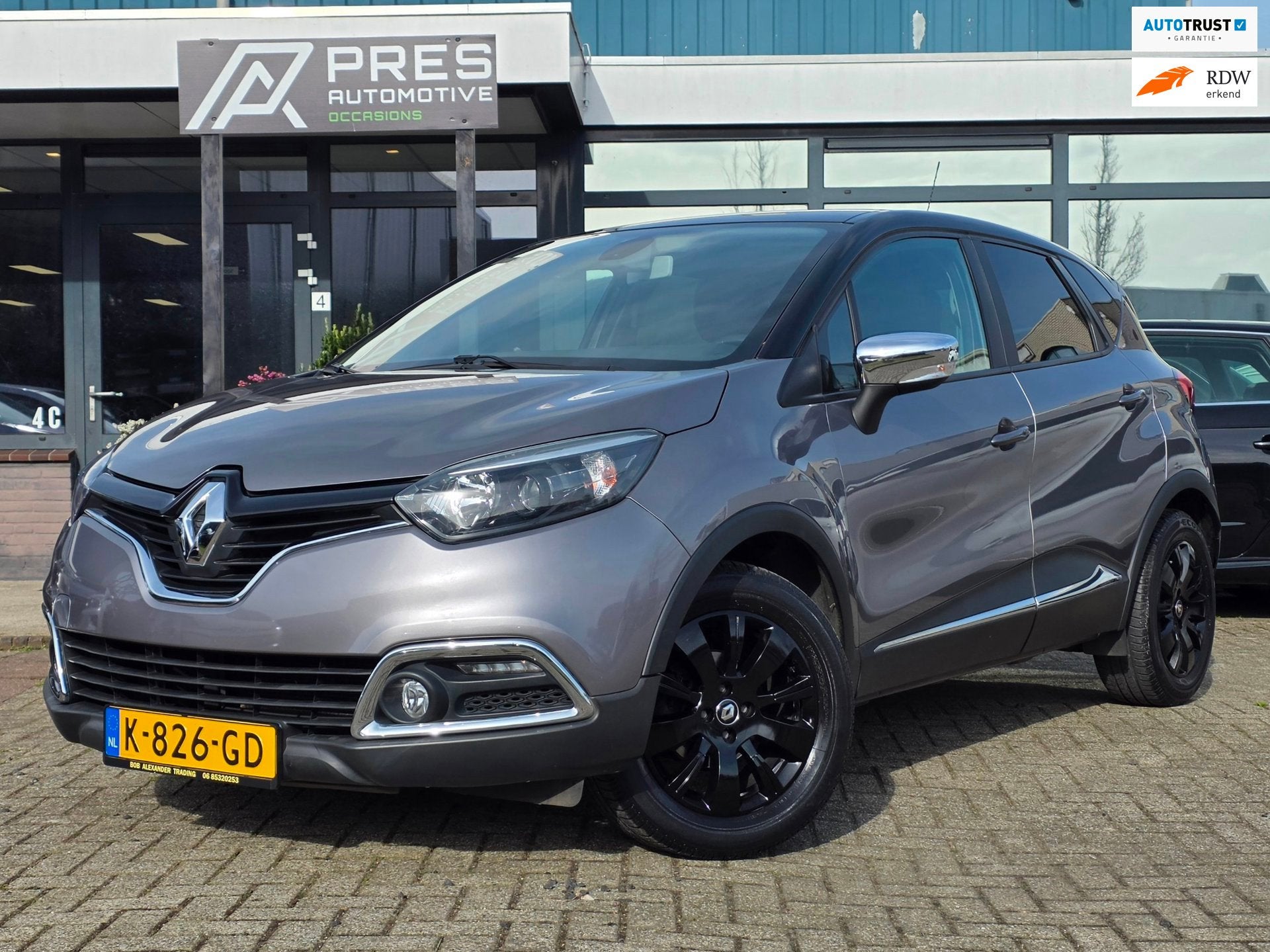 Renault Captur 0.9 TCe Dynamique |CLIMA|CRUISE|NAVI|KEYLESS, Voorwielaandrijving, Stof, Gebruikt, 1081 kg