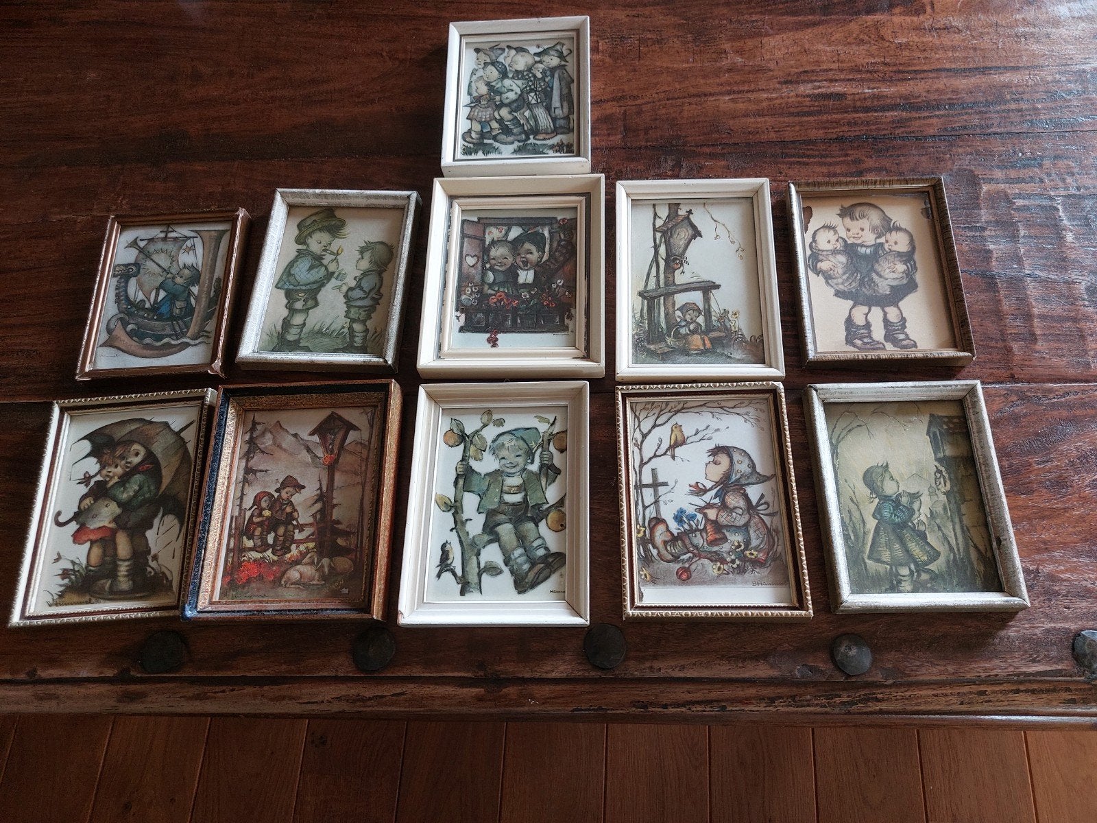 Te koop Hummel schilderijtjes., Ophalen