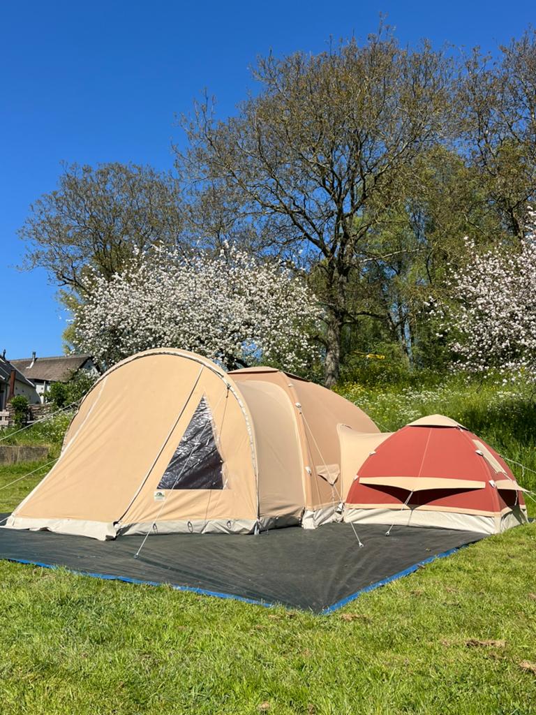 Karsten oppompbare tent [koppel] Beige/Bordeaux rood Family., Caravans en Kamperen, Tenten, Ophalen, Zo goed als nieuw, Tot en met 6