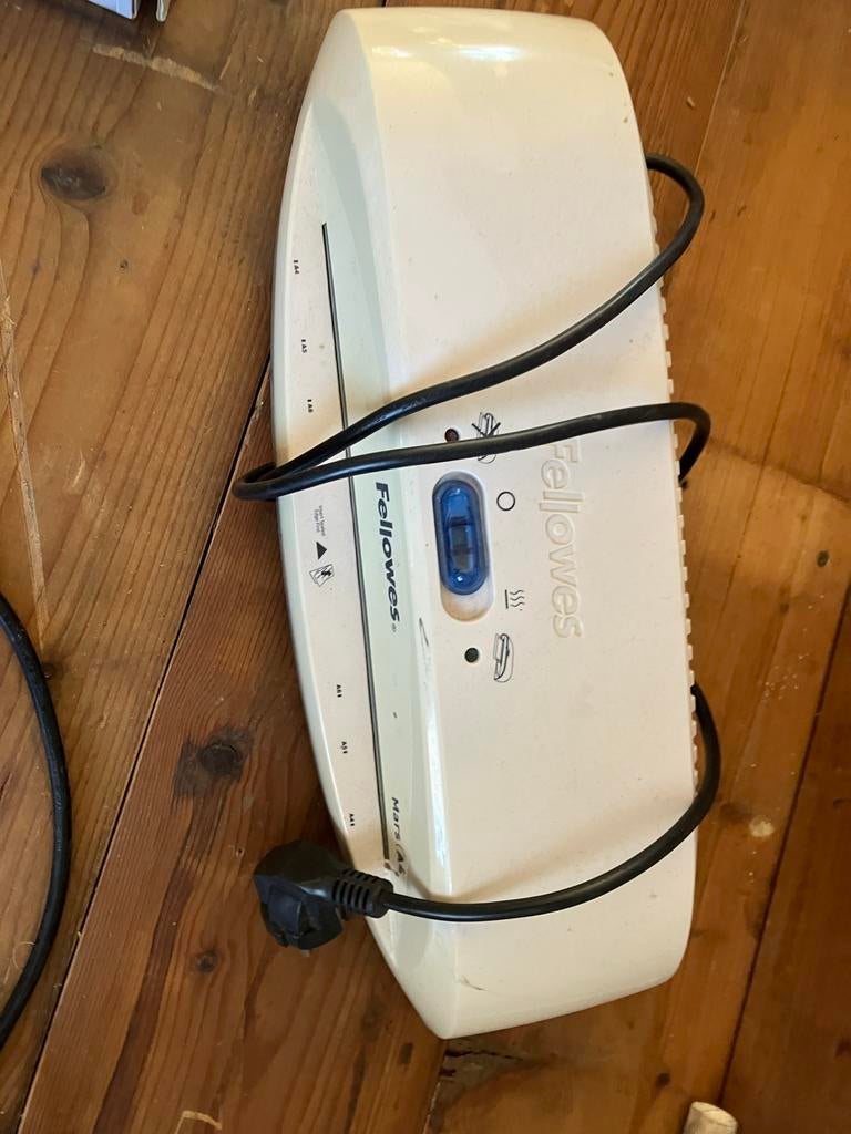 Fellowes Mars A4 lamineerapparaat, Ophalen of Verzenden, Gebruikt